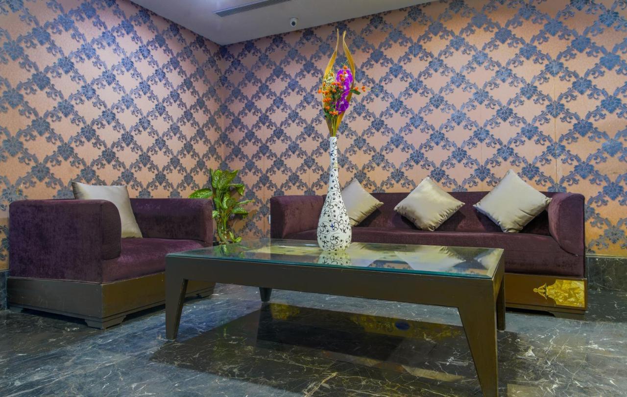 Gis Select Banjara Hill Hotel Hyderabad Ngoại thất bức ảnh