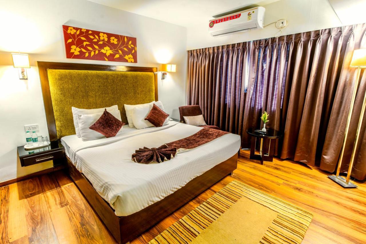 Gis Select Banjara Hill Hotel Hyderabad Ngoại thất bức ảnh