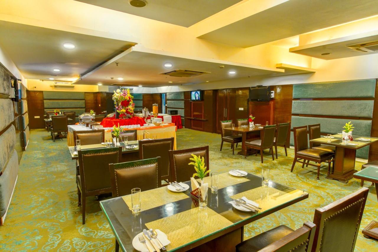 Gis Select Banjara Hill Hotel Hyderabad Ngoại thất bức ảnh